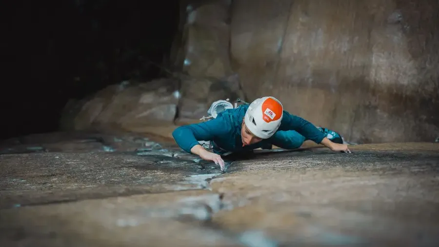 Freja Shannon does 8a on gear and hard alpine routes